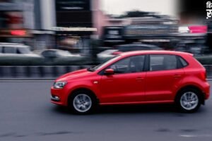 Lucknow: थूकने के लिए ड्राइवर ने खोला चलती कार का गेट… टकरा गया पीछे से आ रहा स्कूल सवार; हो गई मौत