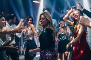 Nightoutके लिए बेस्ट हैं Delhi​ की ये 5 जगहें रात 10 बजे के बाद विदेशों जैसा होता है माहौल