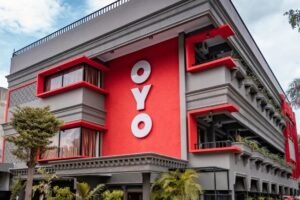 OYOˈ Rooms: 30 रुपए जेब में पड़े थे, फिर बंदे ने महज 8 साल में खड़ी कर दी 75 हजार करोड़ की कंपनी