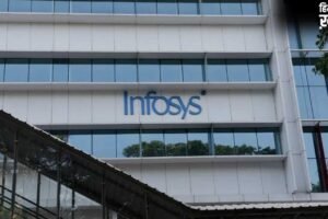 इंफोसिस को लगा डबल झटका, 2 लाख करोड़ हुआ साफ; टॉप 10 लिस्ट से भी हुई बाहर