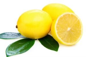 इनचीजों के साथ कभी भी​ मिलाकर नहीं खाना चाहिए आपको नींबू, पड़ जाएंगे लेने के देेने