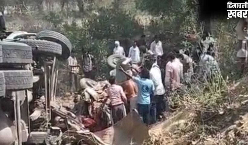 उन्नाव में दर्दनाक हादसा, मुंडन से लौट रही बोलेरो डंपर से टकराई; 6 की मौत… कई घायल