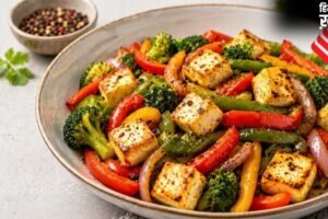 गर्मी में खाना है कुछ हल्का और स्वादिष्ट, तो ट्राई करें पनीर वेज स्टर-फ्राई