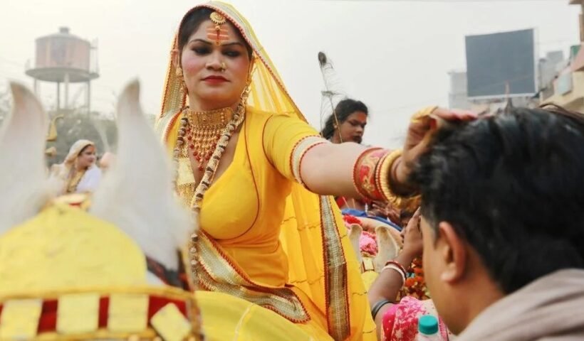 जब किन्नर मांगे पैसे तो कह दे बस ये शब्द इससे बदल जाएगी आपकी किस्मत