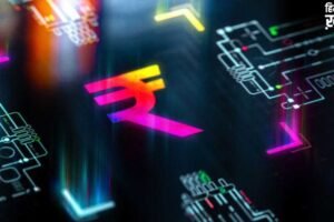 डॉलर की ‘सुनामी’ में बहा रुपया! 41 पैसे की भारी गिरावट, 94.56 के लेवल पर पहुंचा