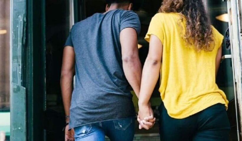 बेटी को नहीं मंजूर था पति संग रहना, बॉयफ्रेंड संग भागी… परिवार ने ढूंढकर मार डाला, फिर जलाया शव