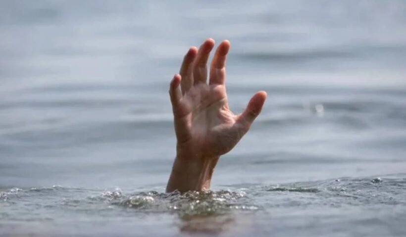 युवकˈ ने पूछा सफलता का मंत्र संत ने उपाय बताने की बजाय युवक को नदी में डूबने छोड़ दिया