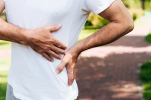 युवाओंमें तेजी से बढ़ रही​ है पथरी की समस्या, बाबा रामदेव से जानें कैसे करें बचाव?