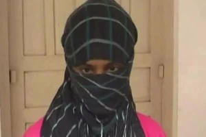 रातको ले जा रहा था​ भगाकर जब हो गई सुबह तो प्रेमिका का चेहरा देखकर पांव तले खिसक गई ज़मीन