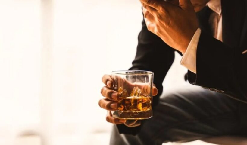 शराब की‍‍ लत को कैसे छुड़ाएं? ये घरेलू तरीके आ सकते हैं काम!