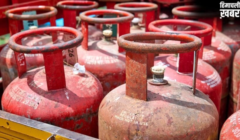 LPG Cylinder Price Hike: महंगाई का बड़ा झटका, LPG सिलेंडर के दाम ₹993 बढ़े; आम आदमी का बिगड़ेगा बजट!