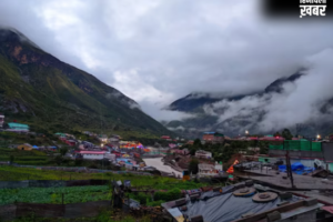 गर्मी के मौसम में बरसात की मार, देश के 17 राज्यों में भारी बारिश का अलर्ट; कैसा रहेगा 3 मई का मौसम?