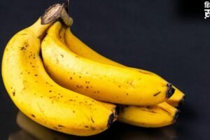 बाहर से पका दिखने वाला केला अंदर से हो सकता है कच्चा, जानें खरीदते समय कैसे लगाएं पता​