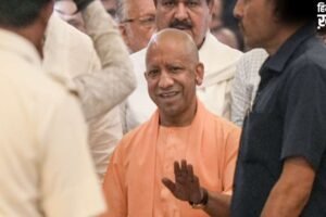 यूपी में आज होगा योगी कैबिनेट का विस्तार, 6 विधायकों को मिल सकती है जगह, रेस में ये नाम आगे​