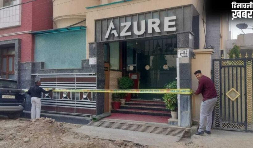 वाराणसी में VDA का बड़ा एक्शन, एक साथ 13 होटलों पर लगाया ताला; कहा- 7 दिन में पास कराएं नक्शा​