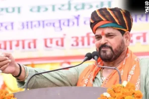 ‘शोहरत की बुलंदी भी पल भर का तमाशा’… बृजभूषण शरण सिंह के पोस्ट से सियासत में हलचल​